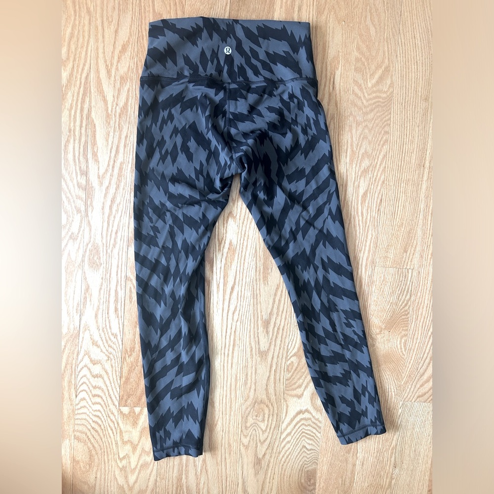 Lululemon Wunder Train 25” 6 EUC